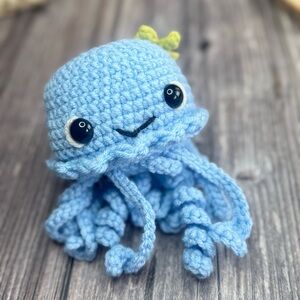 Handmade Crochet Jellyfish Plush – Ocean Amigurumi Decor or Toy